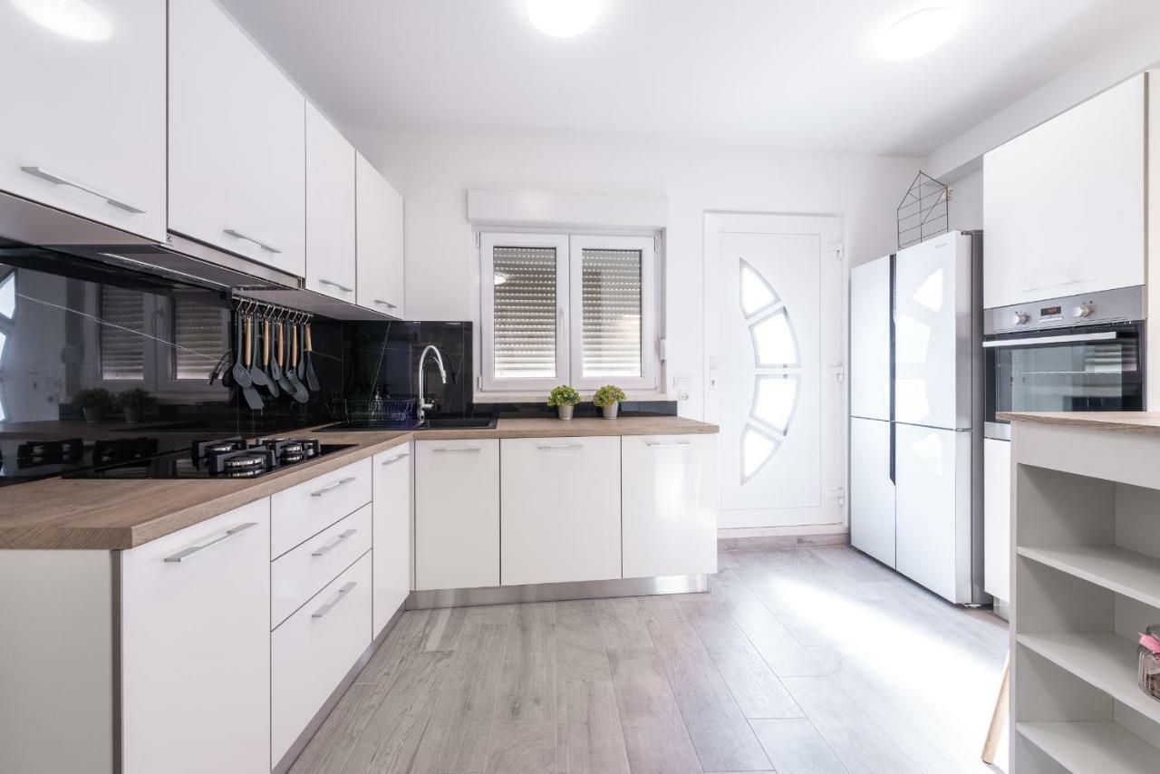 M&M Apartment ドゥブロブニク エクステリア 写真