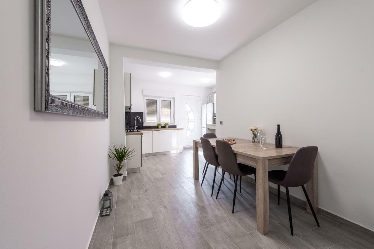 M&M Apartment ドゥブロブニク エクステリア 写真